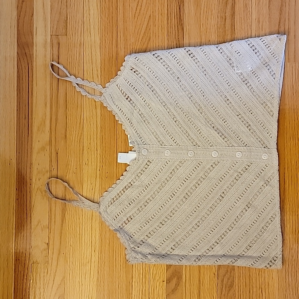 H&M Beige Crocheted Top - Picture 2 of 5